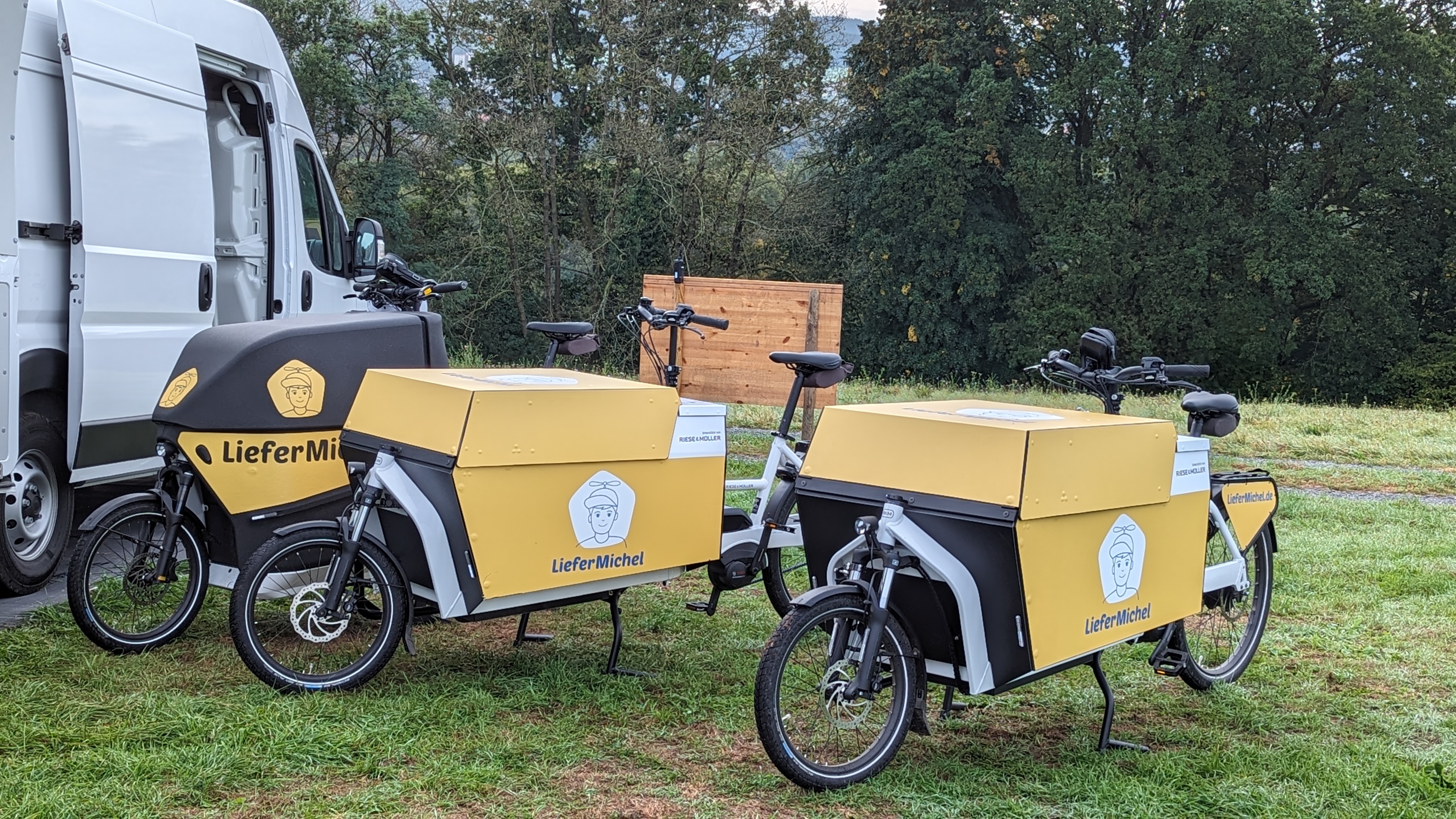 Cargo-E-Bikes